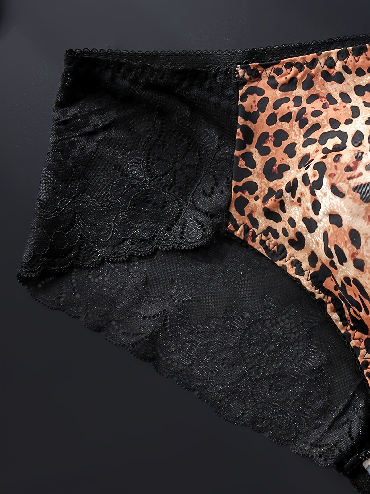 Slip sans couture taille basse microfibre homme, imprimé léopard doré